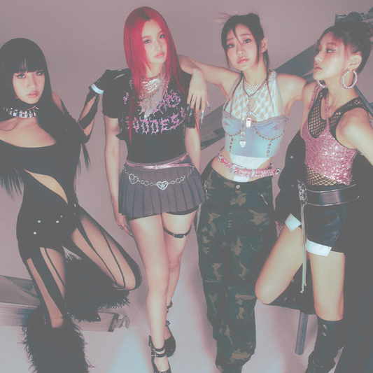 KISS OF LIFE - Stardust K-pop Shop