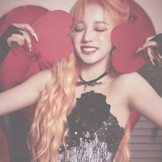 YUQI - Stardust K-pop Shop