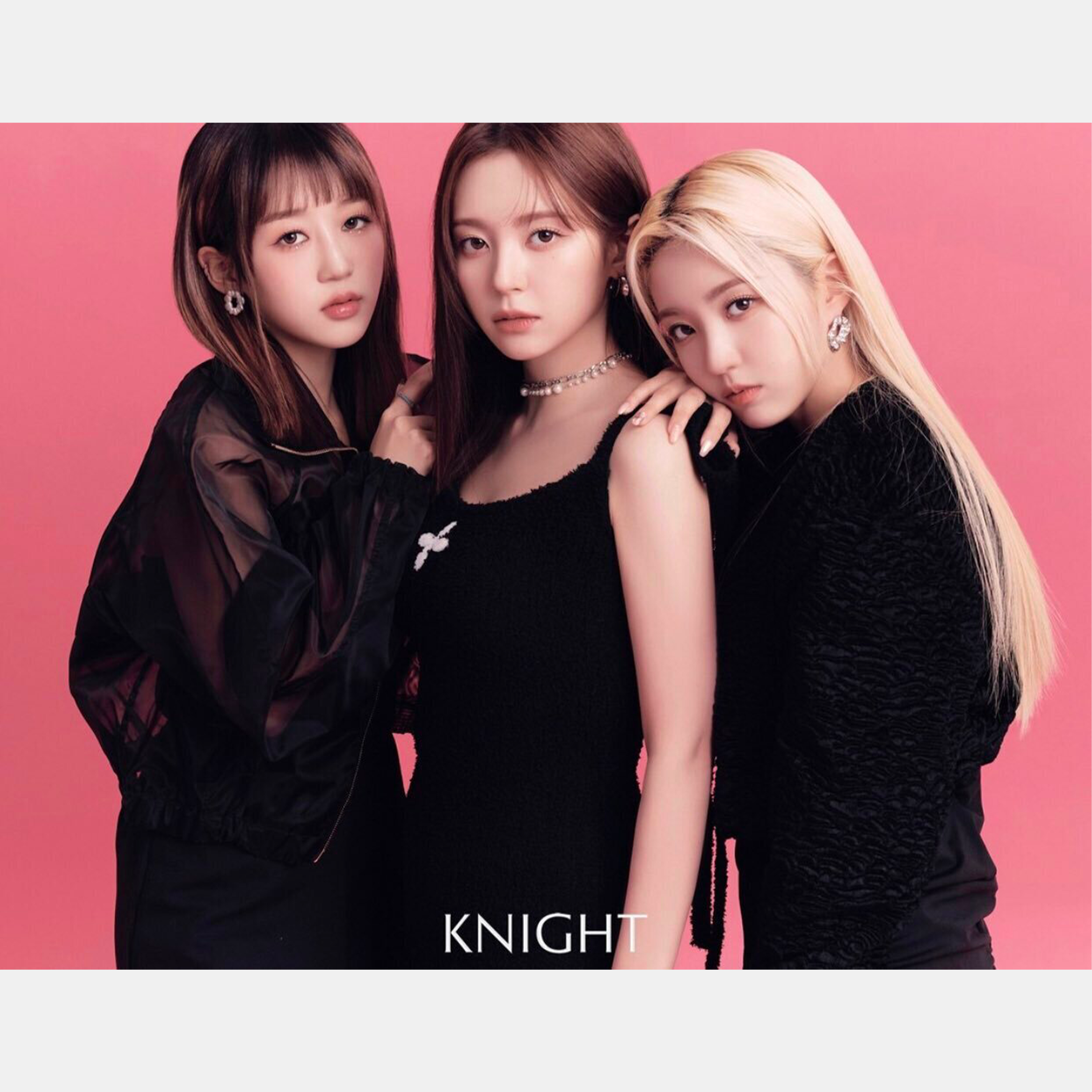 KEP1ER - KNIGHT MAGAZINE [GENNAIO 2023] + PHOTOCARD & POSTER - Stardust K-pop Shop