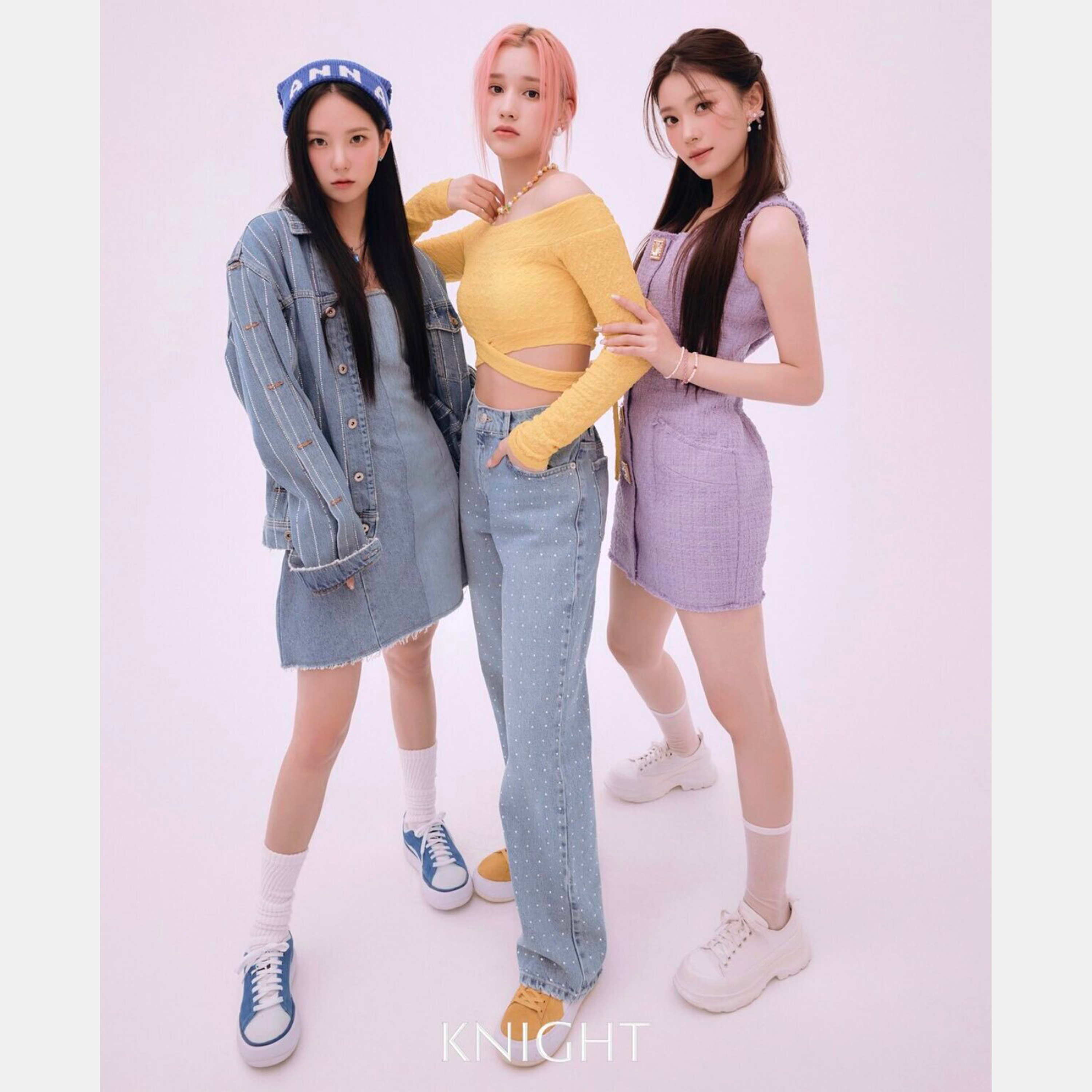 KEP1ER - KNIGHT MAGAZINE [GENNAIO 2023] + PHOTOCARD & POSTER - Stardust K-pop Shop